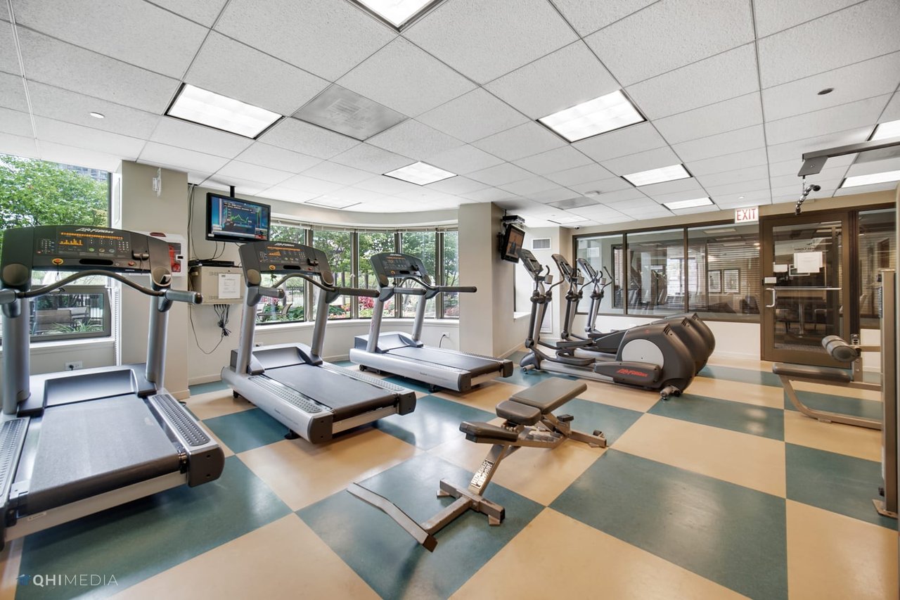 Picture of 400 N LaSalle amenities - gym | River North