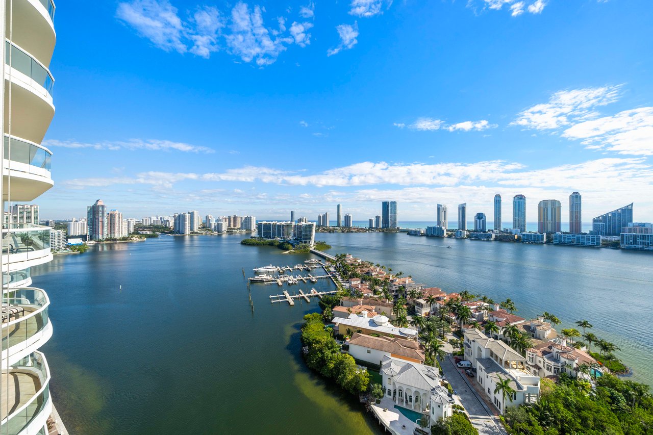 6000 Island Blvd # 2406