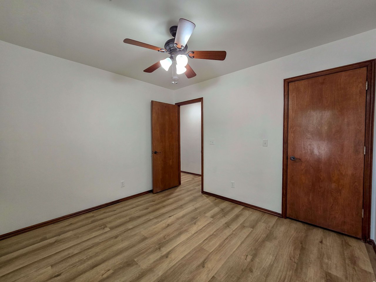1211 Orchard Dr
