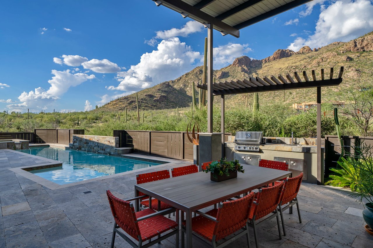 8005 N Barrel Cactus Drive