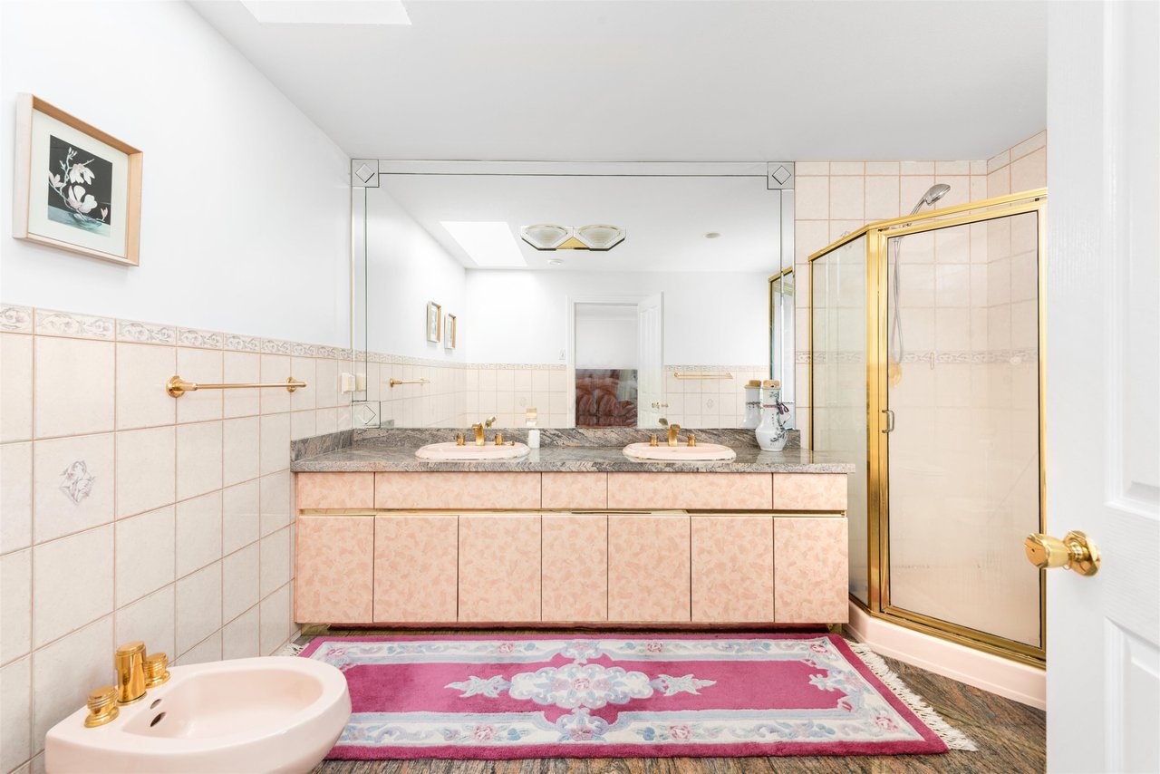 6160 Azure Rd