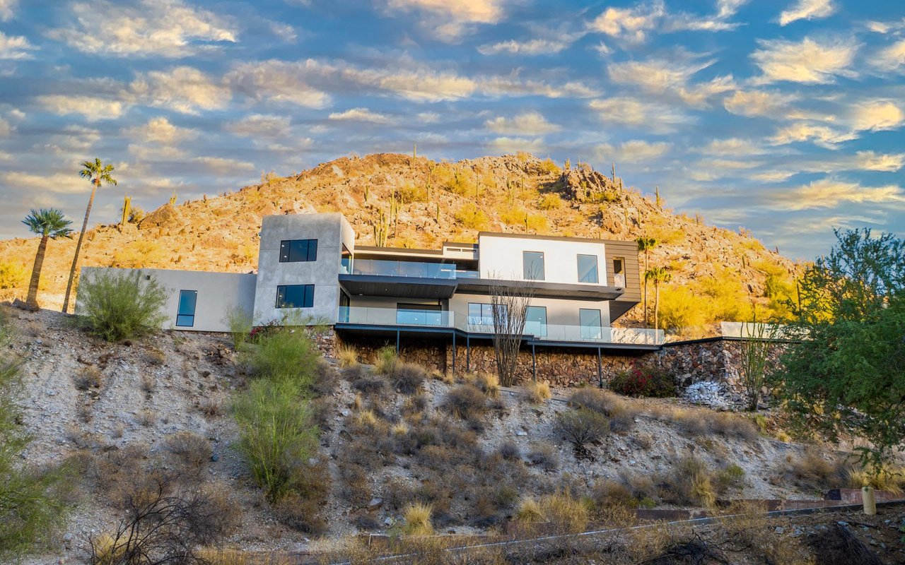 7043 N Longlook Road, Paradise Valley, AZ