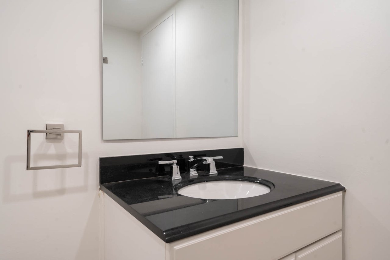 360 Ridelle Ave Unit 1614