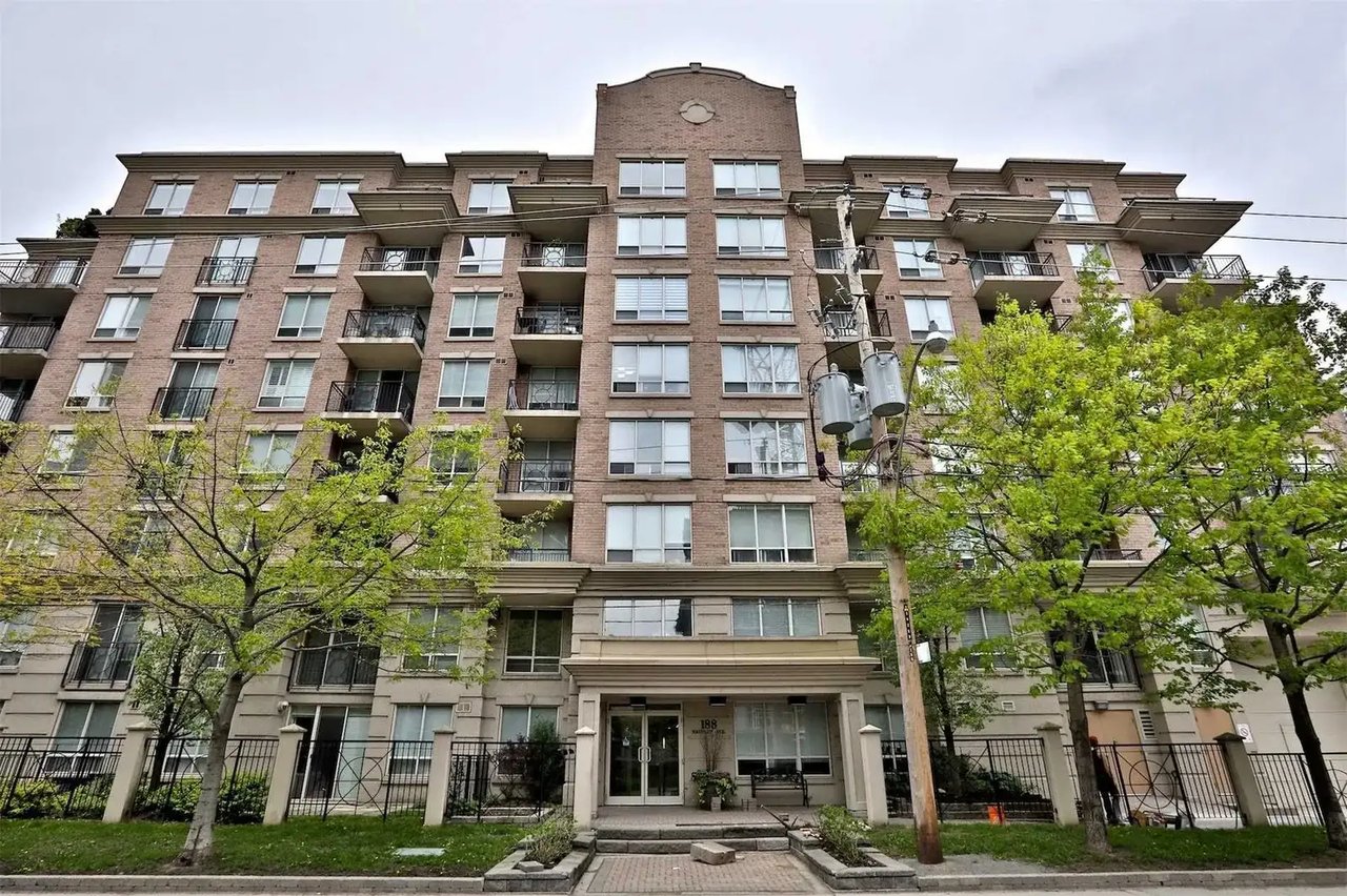 188 Redpath Avenue PH9