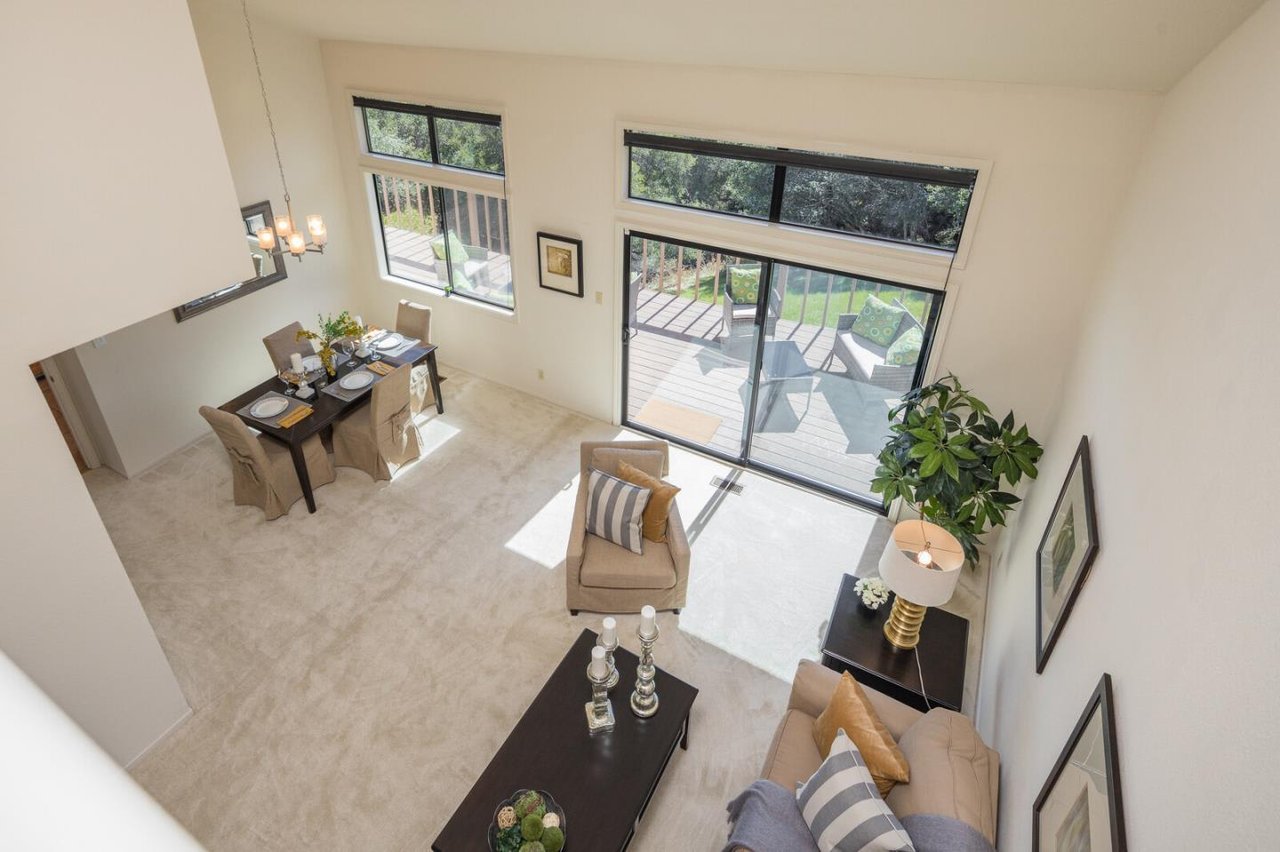 1669 Toyon Court