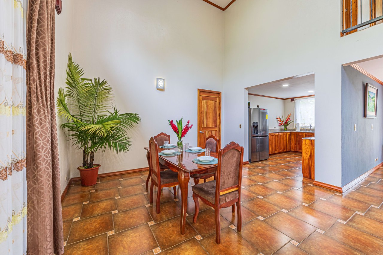 "Happy Daze" Home in Uvita 3 Bed, 3 bath & Pool