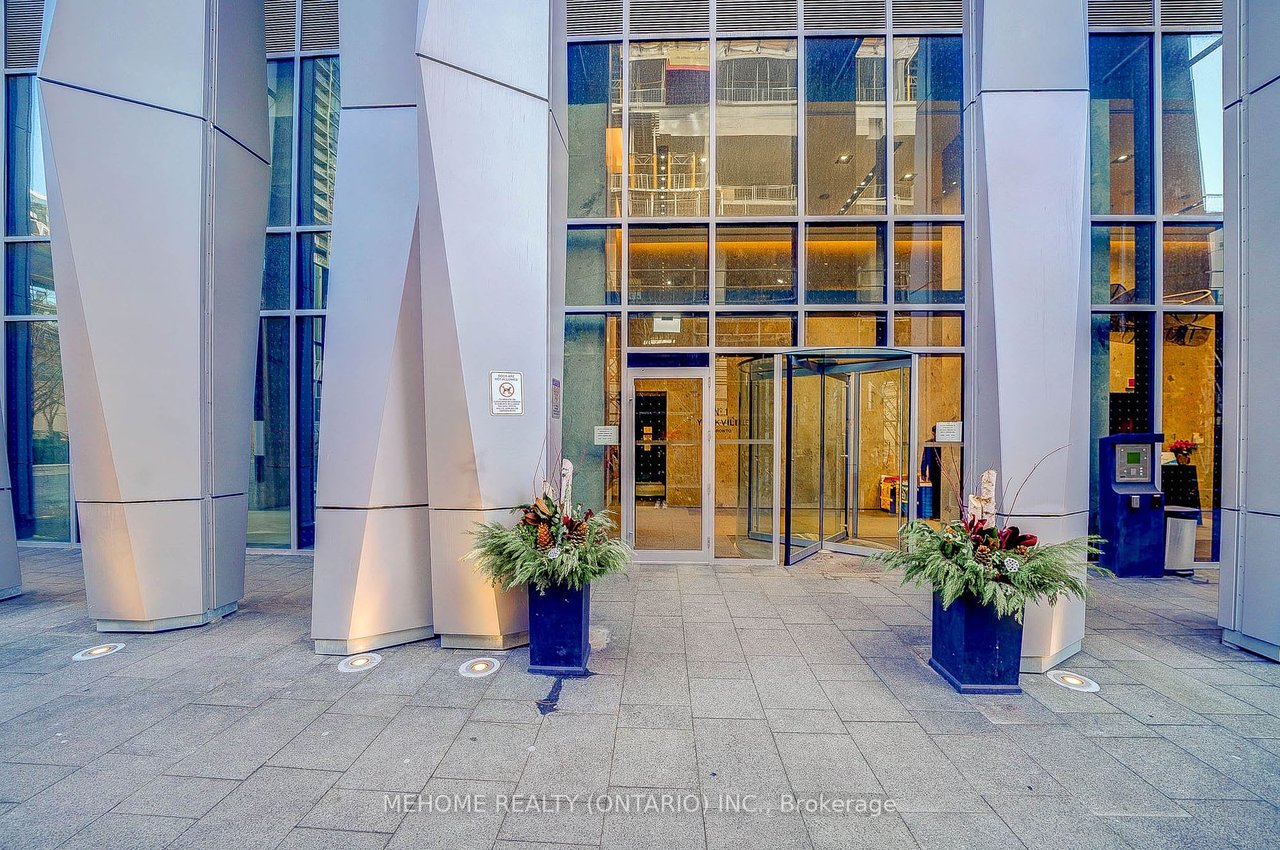 1 YORKVILLE 
