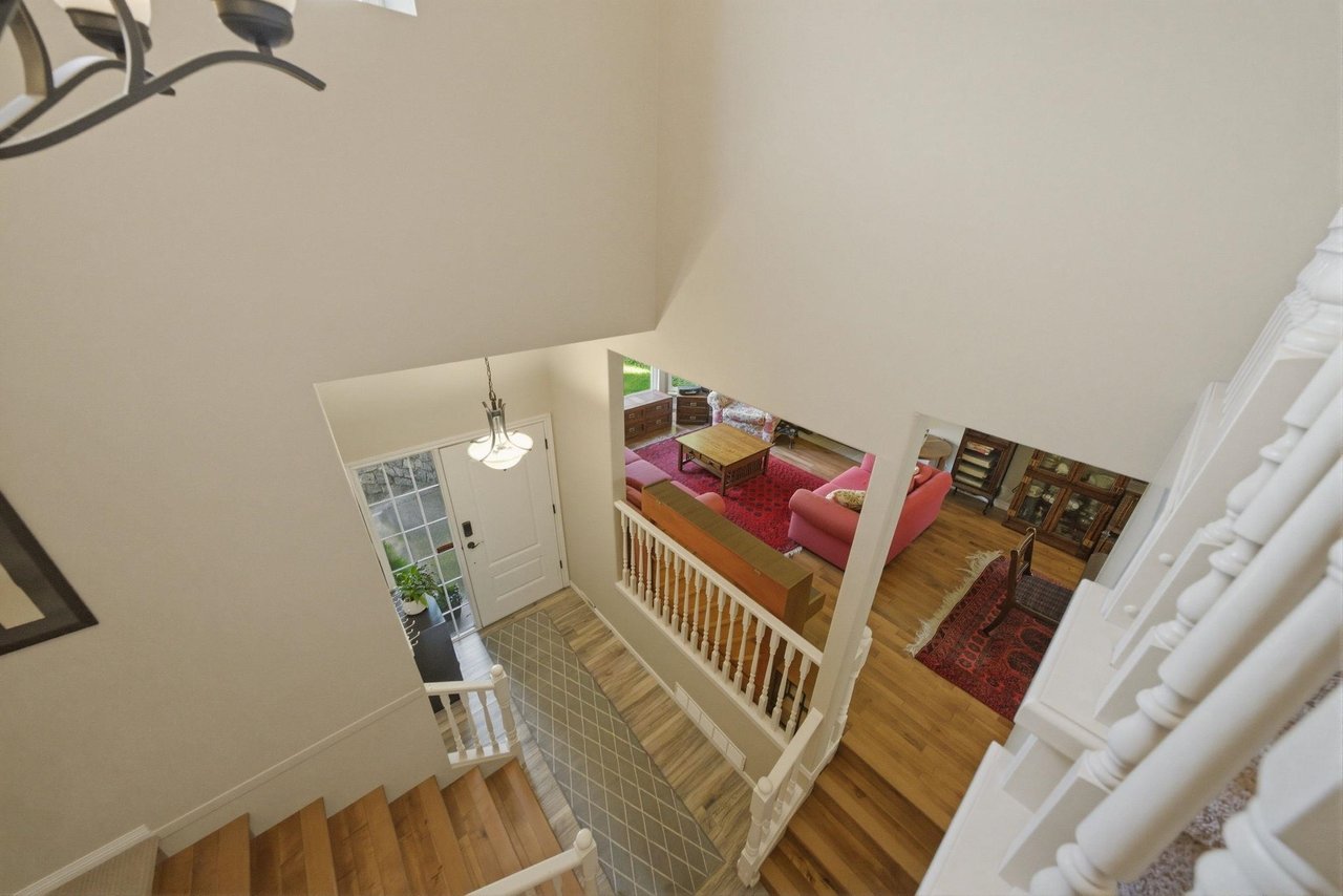 4575 Cliffmont Rd
