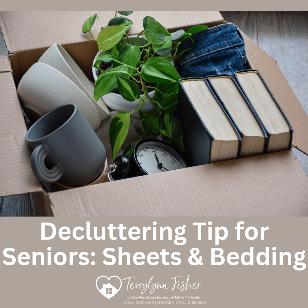 Decluttering: Extra Sheets and Bedding