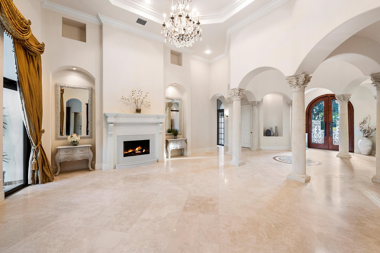 8060 Twin Lake Drive