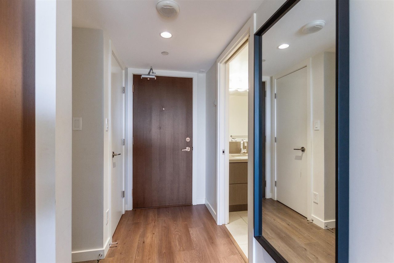 208-8238 Lord St