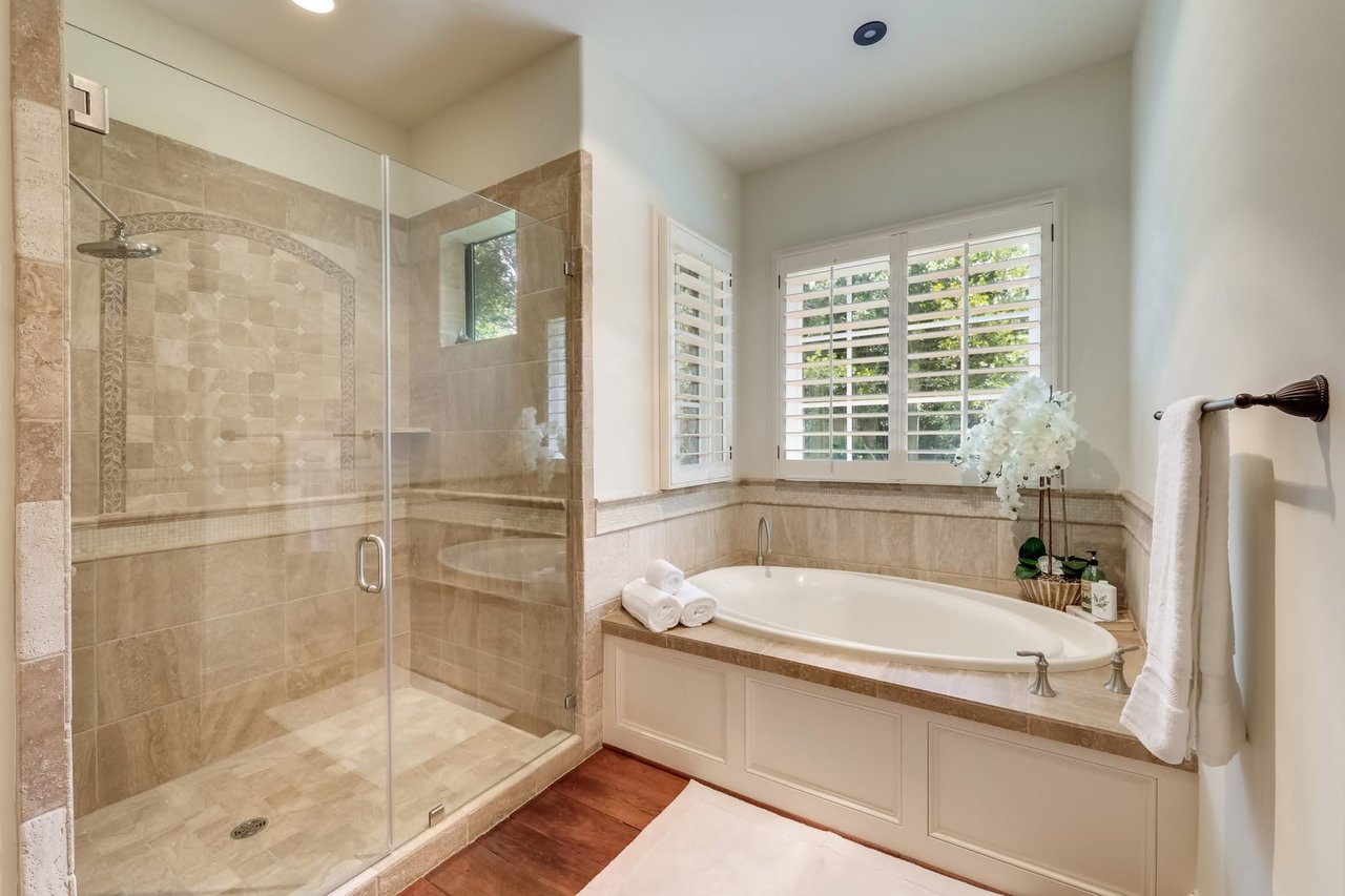 7728 Escala Dr