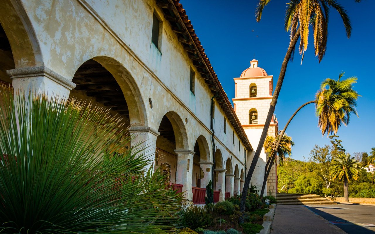 The Santa Barbara Guide