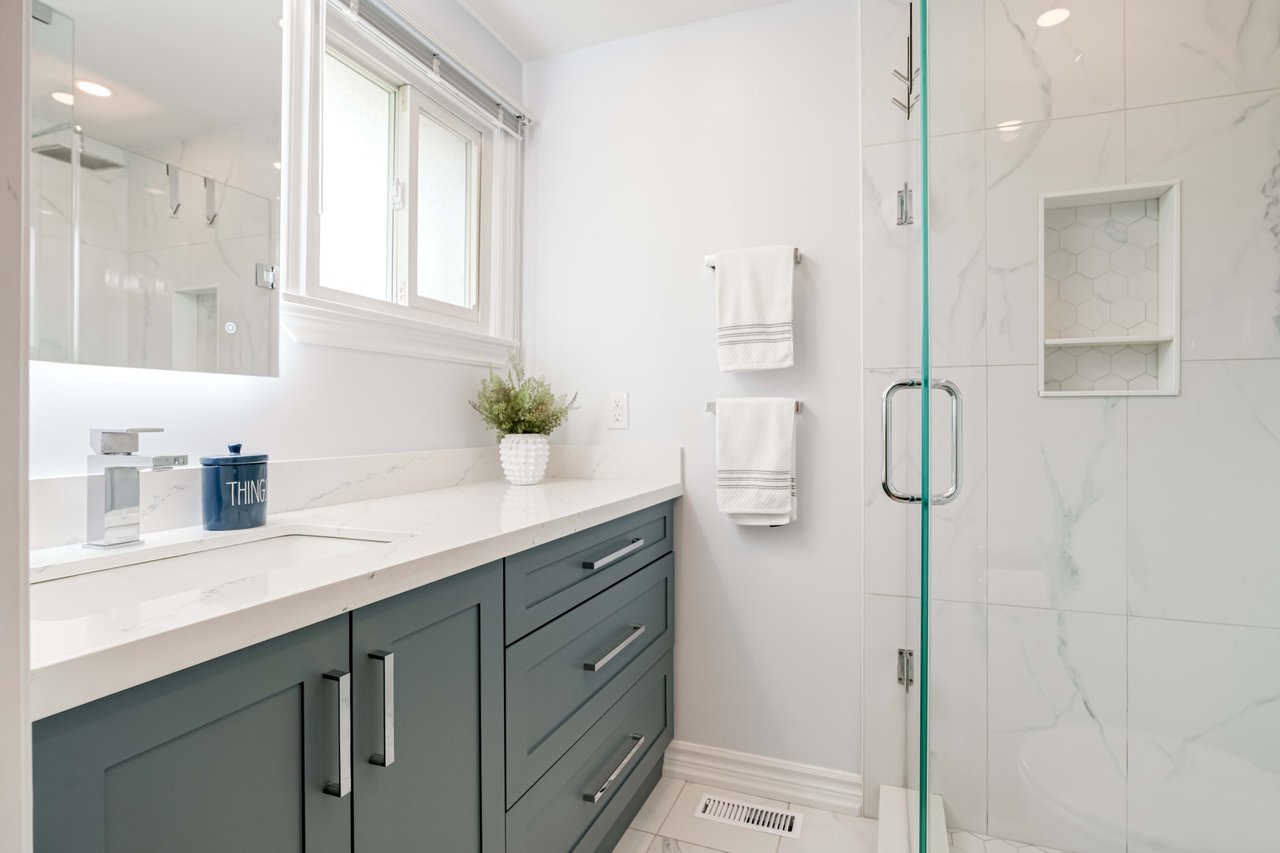 16 Henry Corson Pl