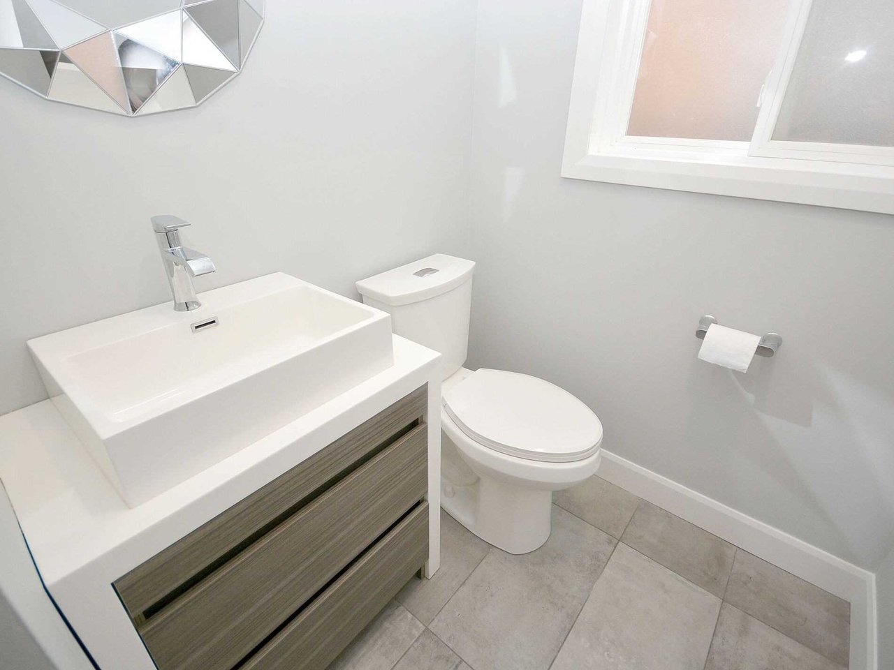 2772 Galleon Cres 