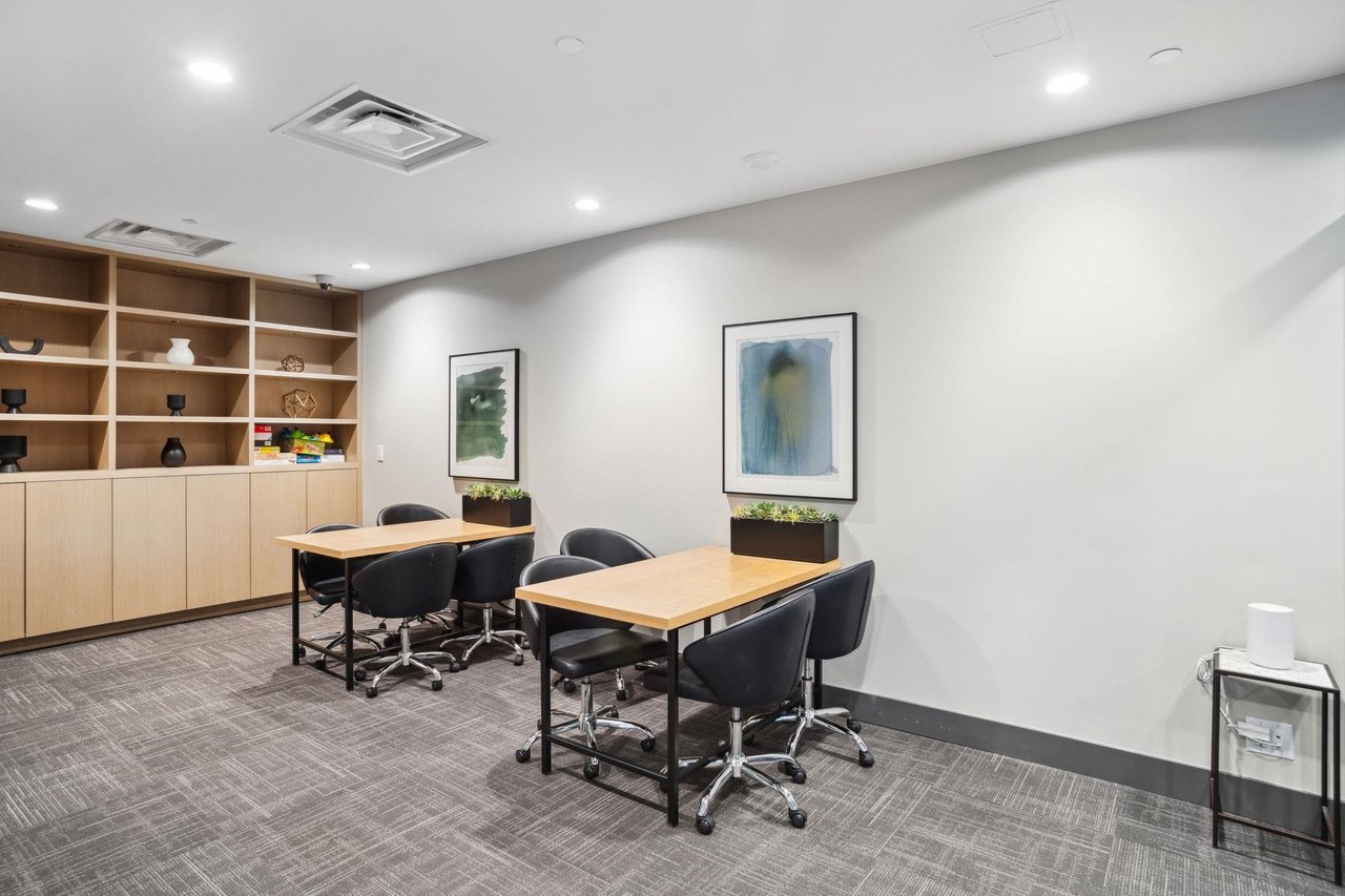 205-3451 Sawmill Cres