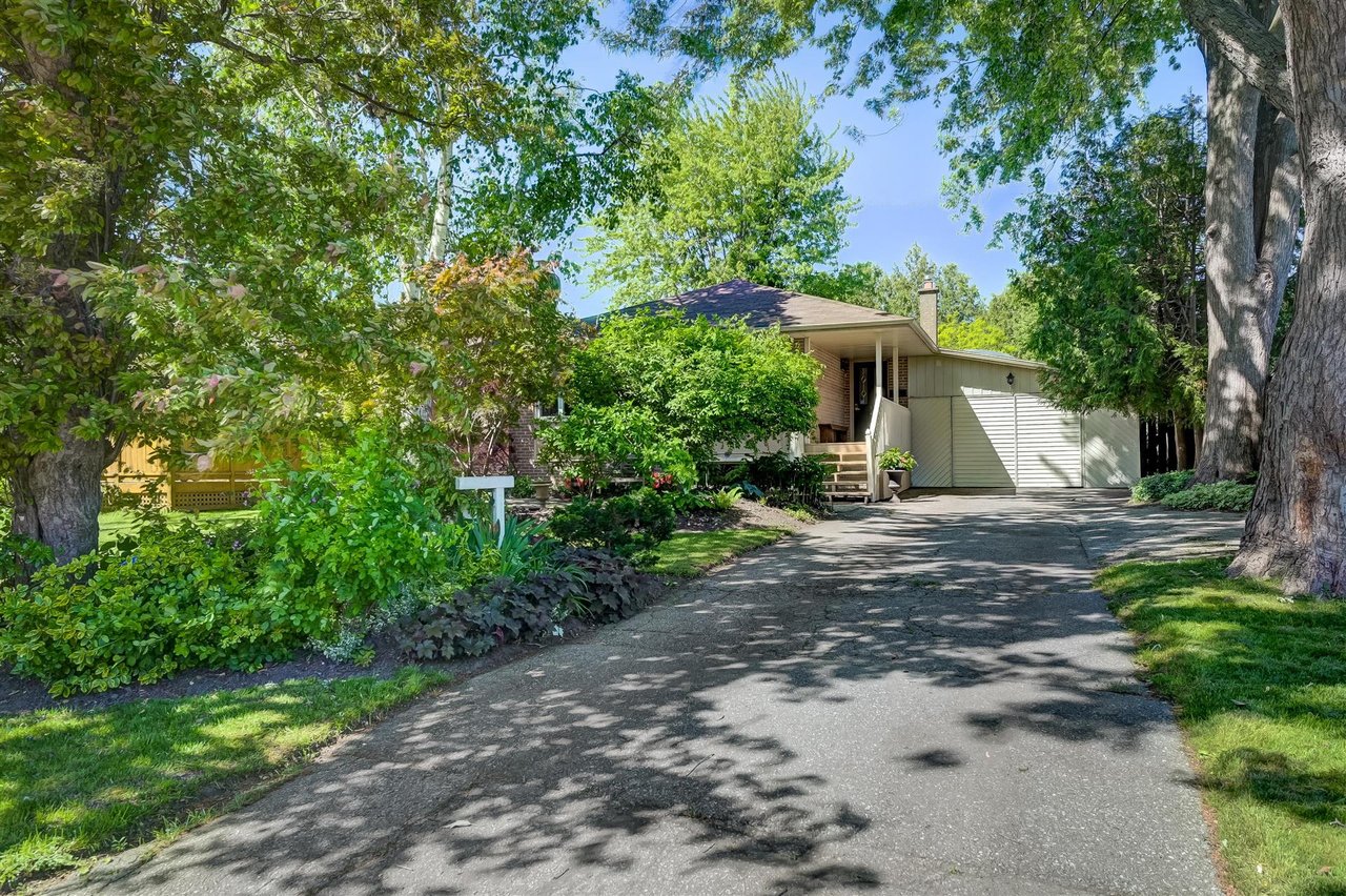 40 Nuffield Dr