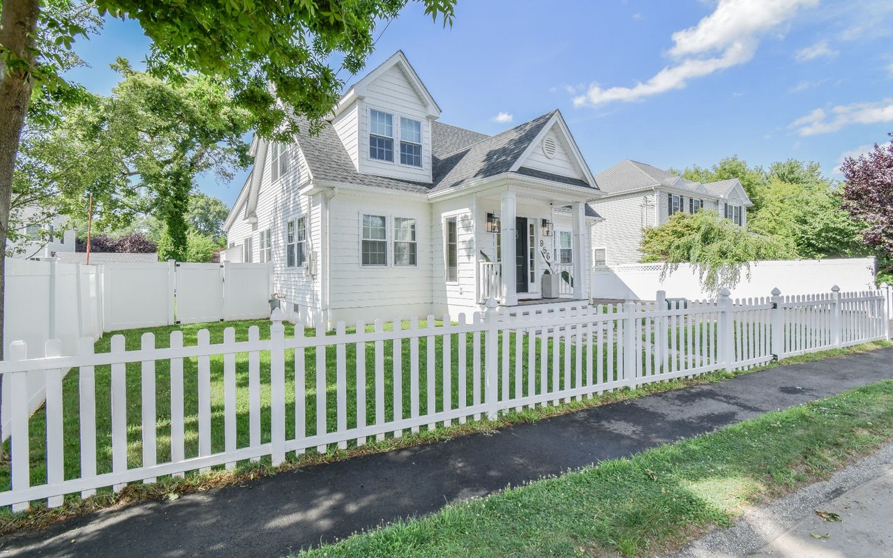 956 Oldfield Road