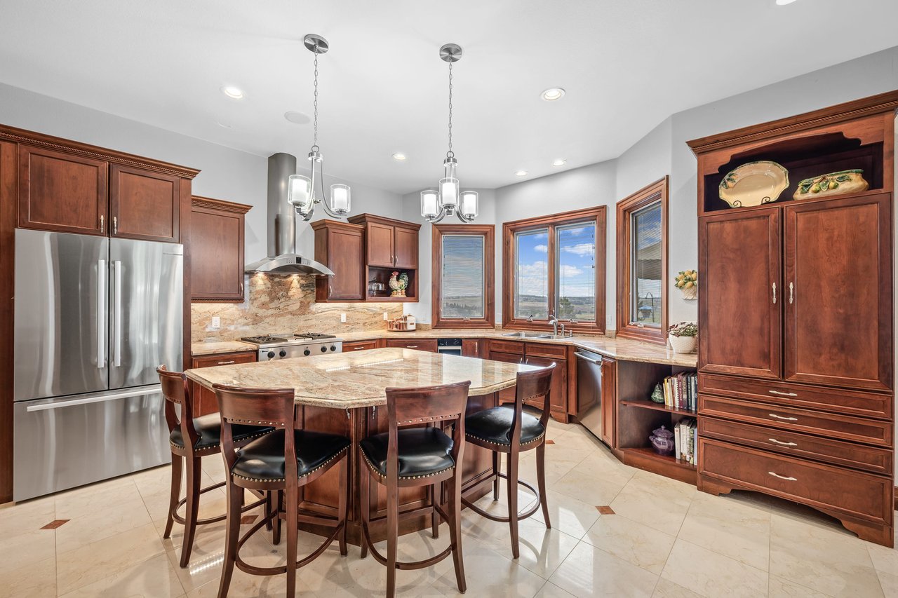 Incredible Work From Home Office Space! Secondary Building Envelope!