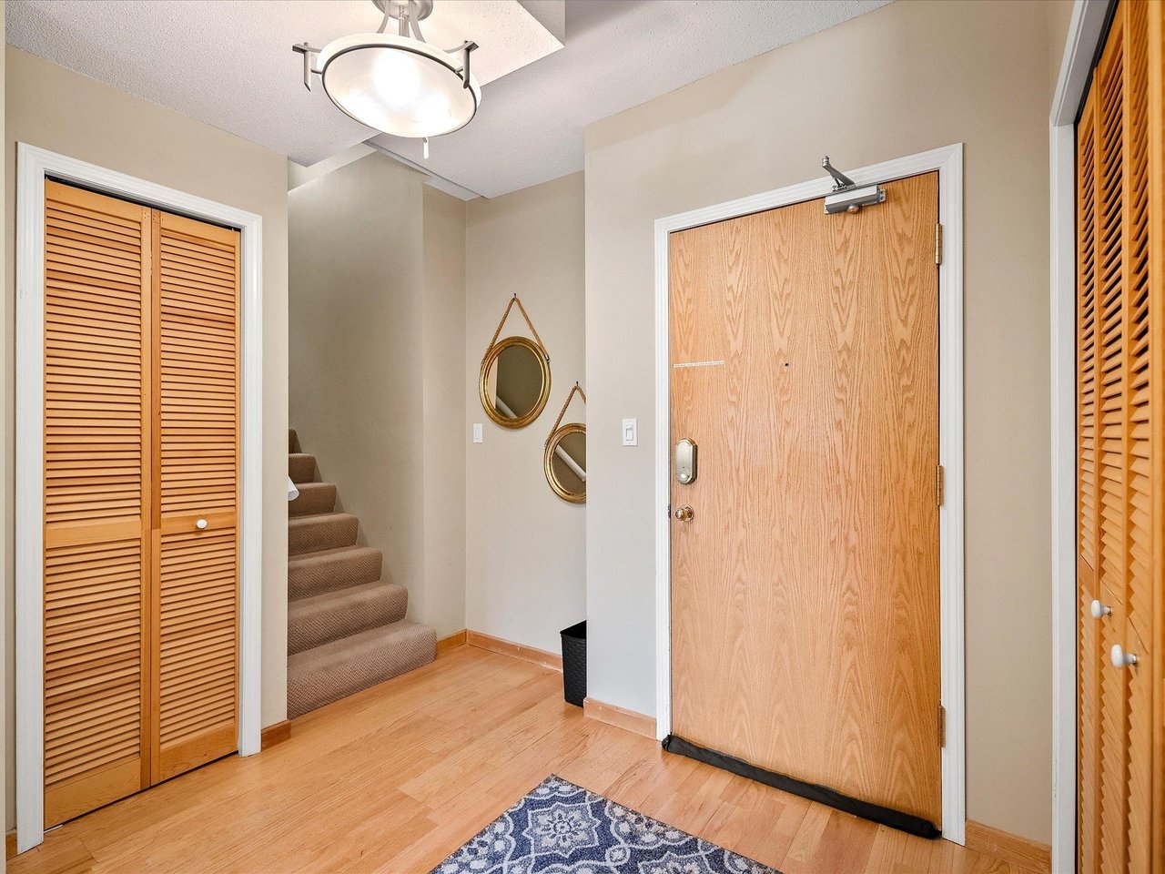 321-3309 Ptarmigan Pl