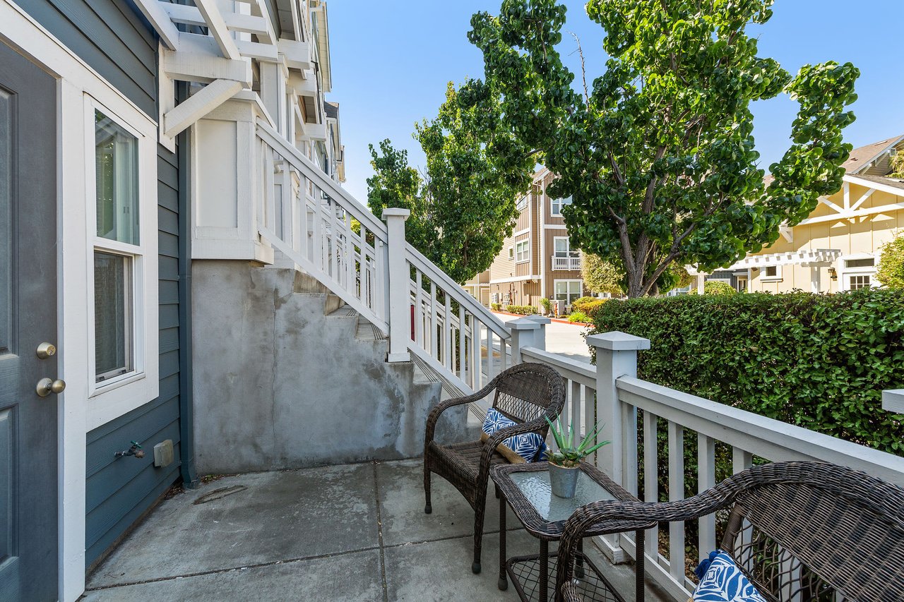 859 Donovan Way