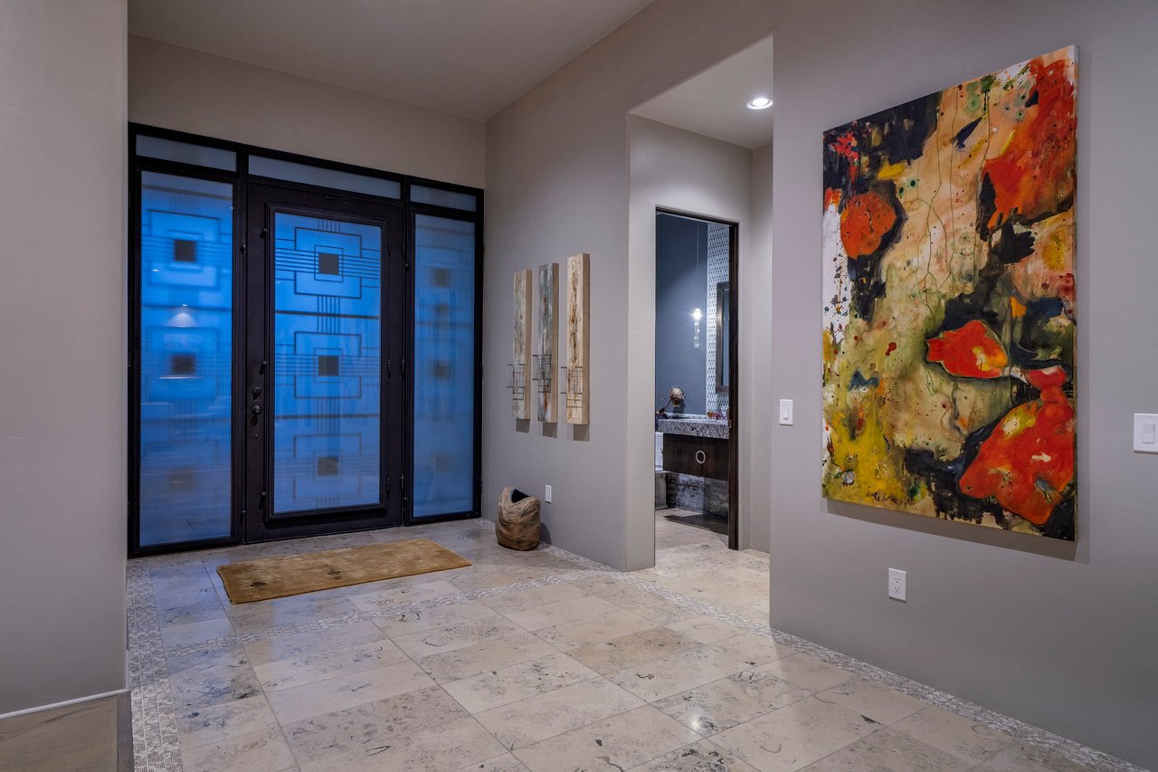 8005 N Barrel Cactus Drive