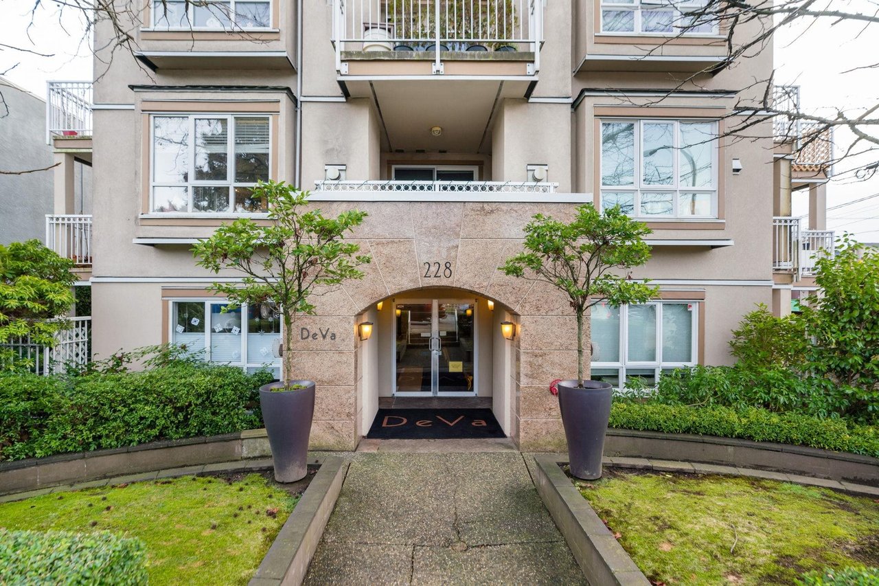 303-228 E 14th Ave