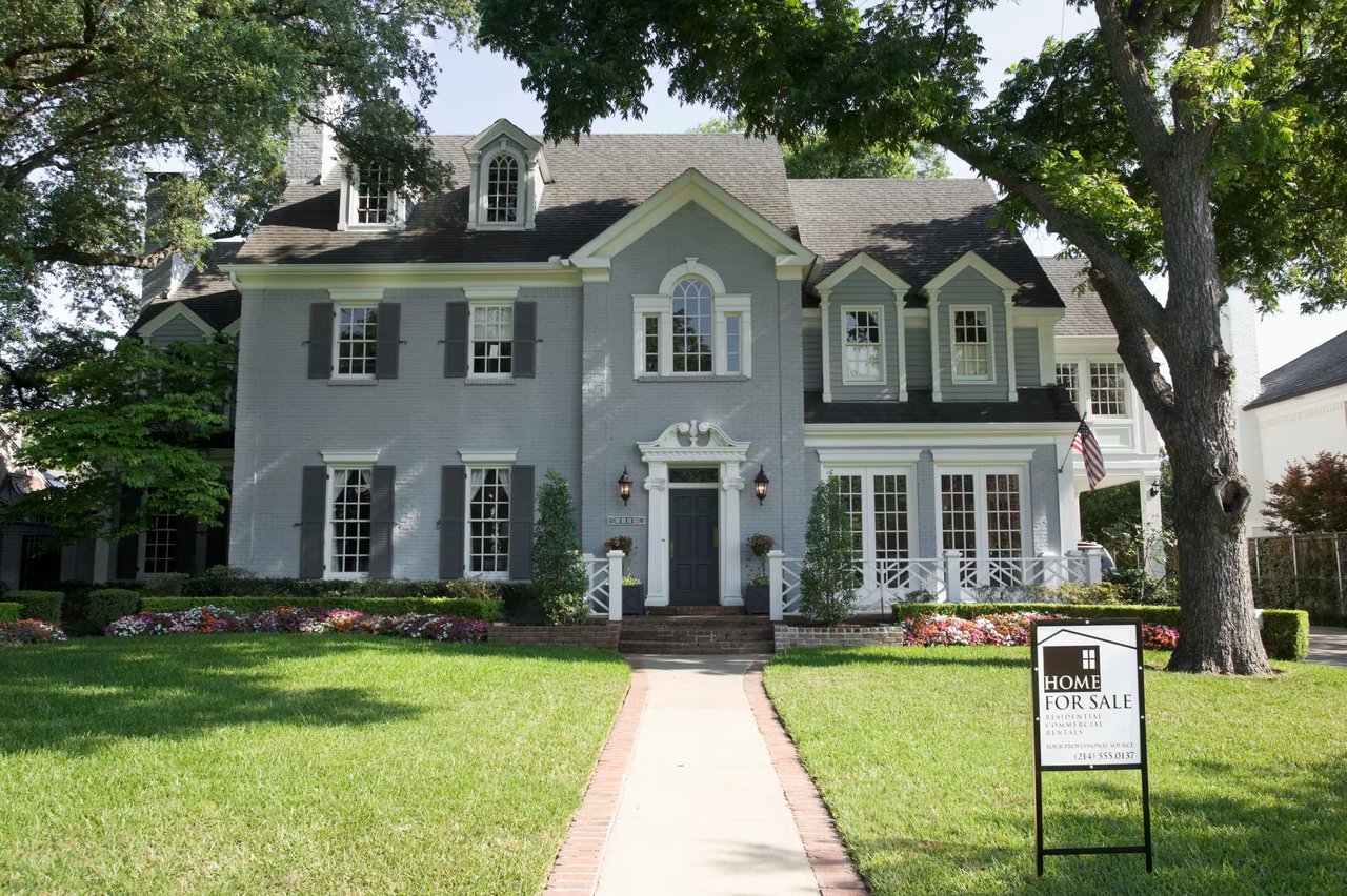 Real Estate Commission Settlement May Shift Luxury Market Practices