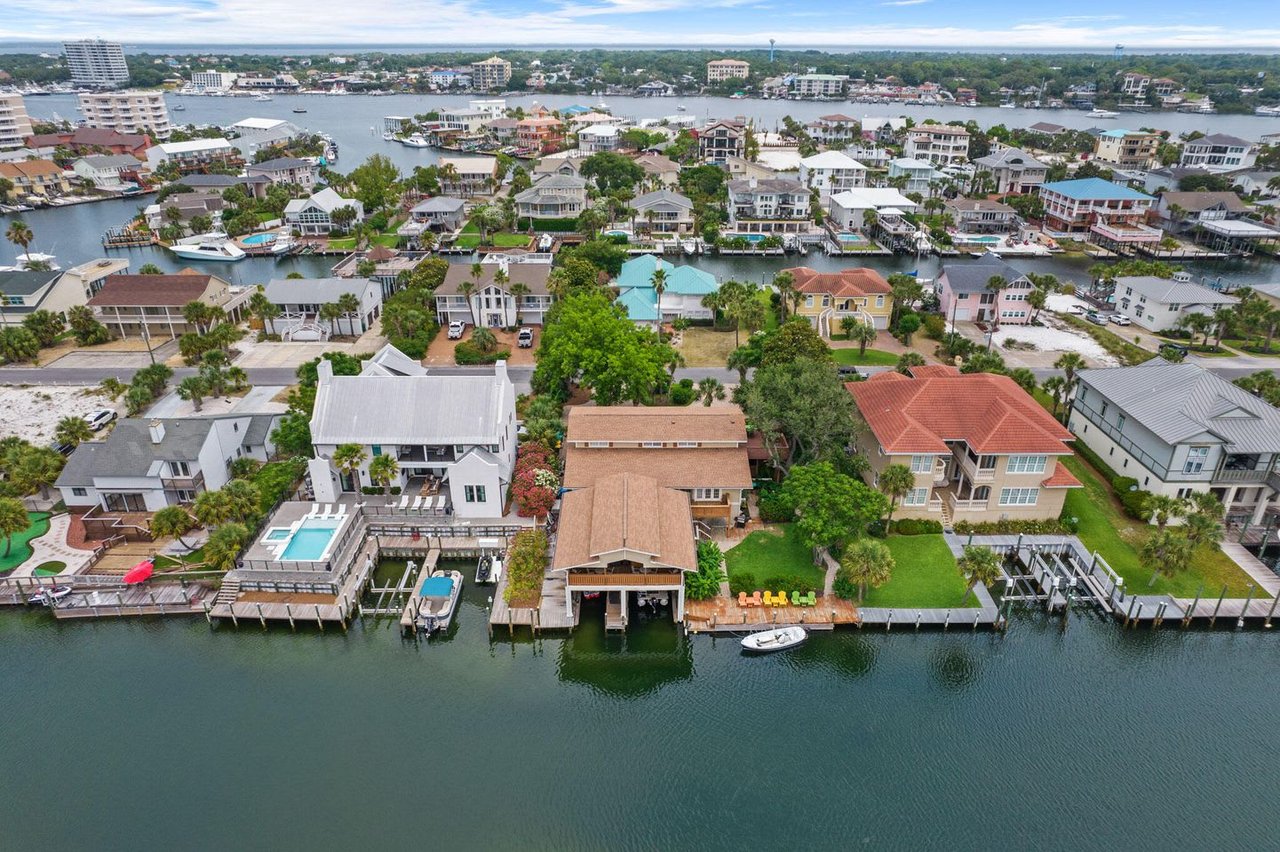 514 Vera Cruz Dr