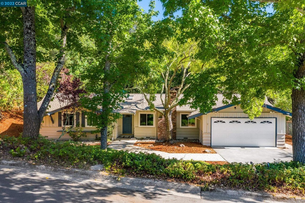 144 Draeger Dr