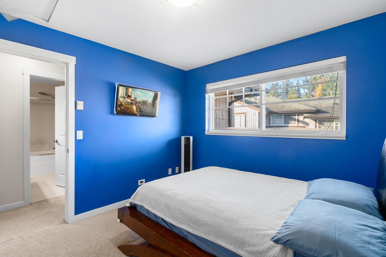 8-14462 61a Ave