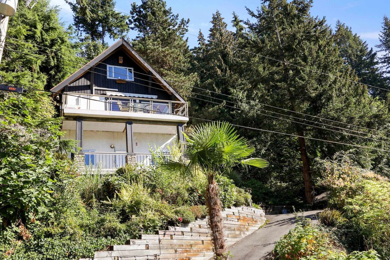 325 Bayview Pl