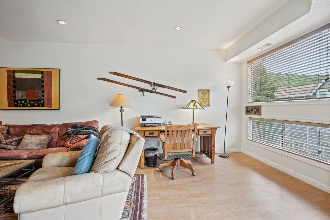 1403 Park Avenue #303