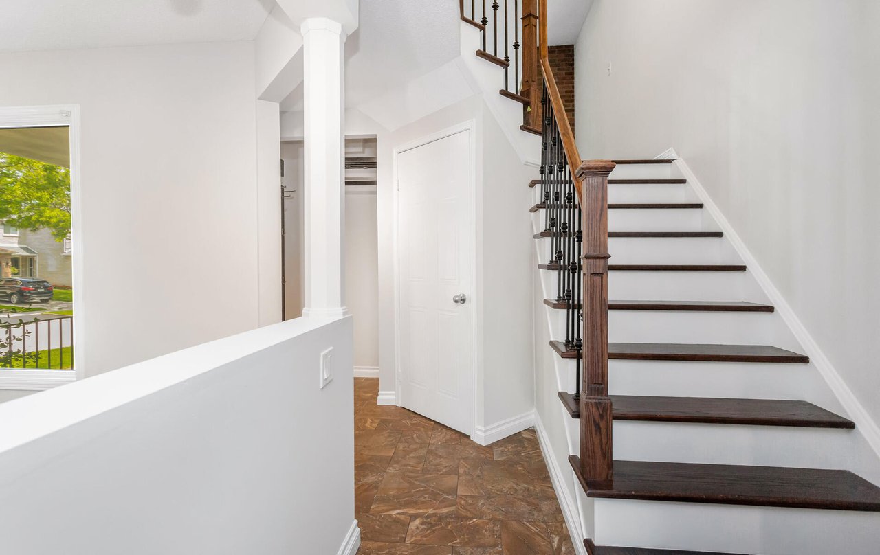 1308 Valerie Cres