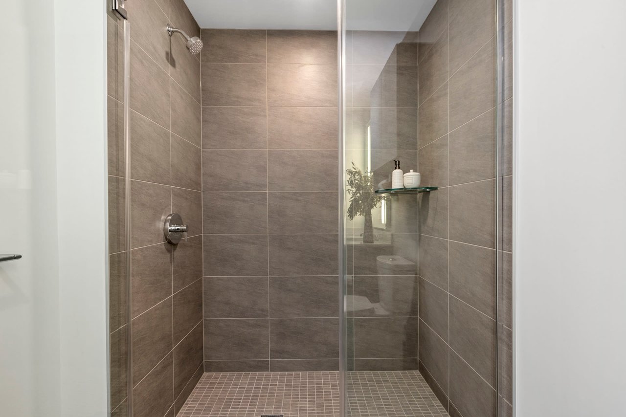 201 Folsom St #15A