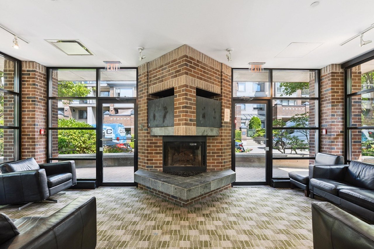 415-10866 City Pkwy
