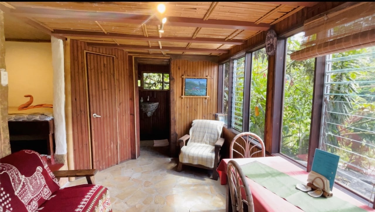 Bird Sanctuary Mountain Cabin, Perez Zeledon, San Jose