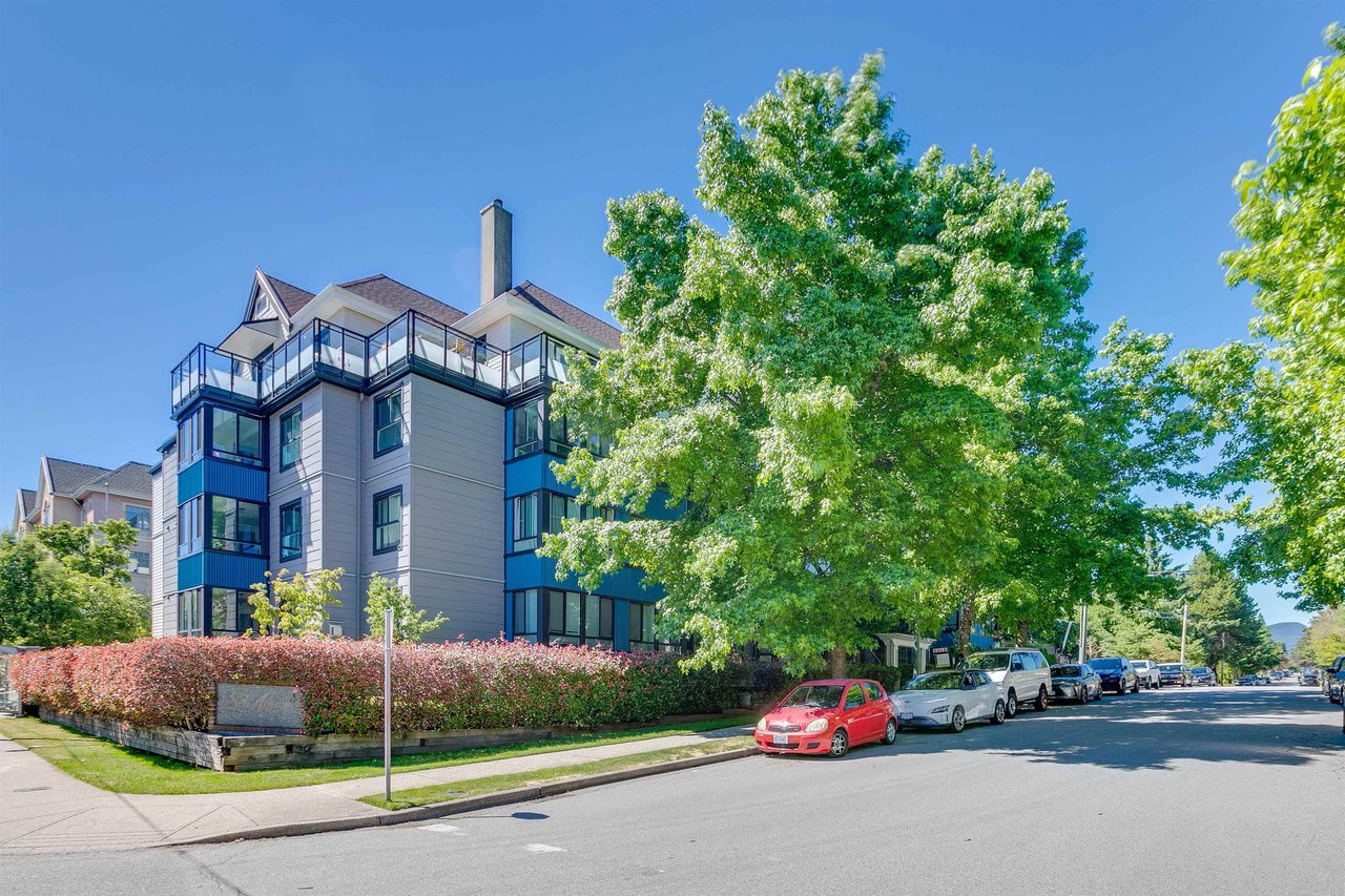 PH1-2405 Kamloops Street, Vancouver