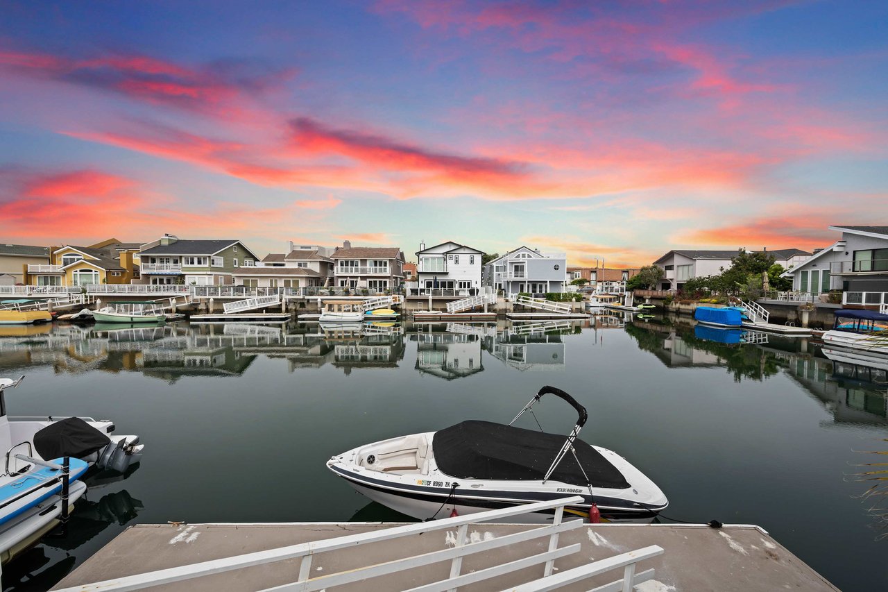 Stunning Waterfront Oasis in Channel Islands Harbor