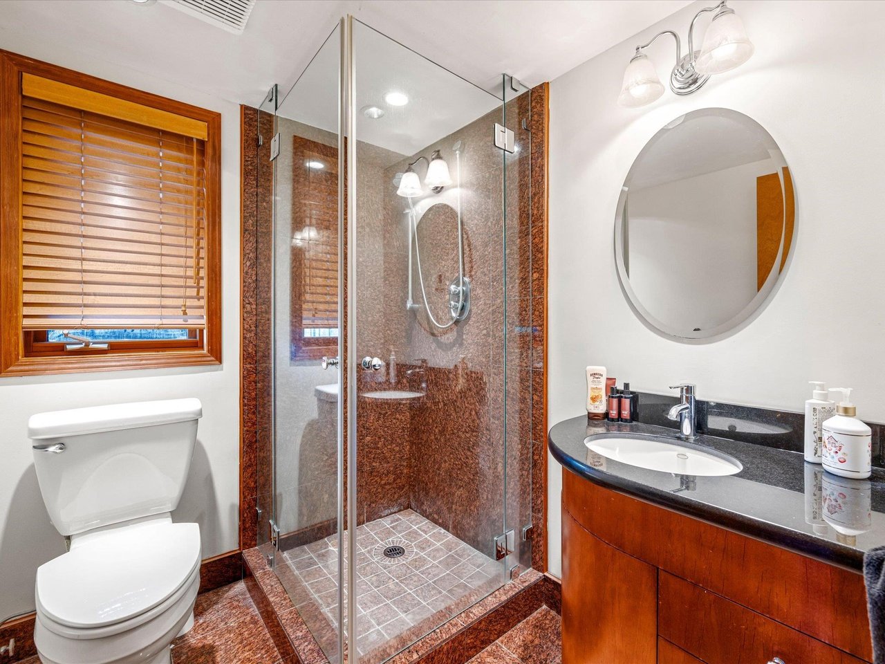 2316 Gondola Wy