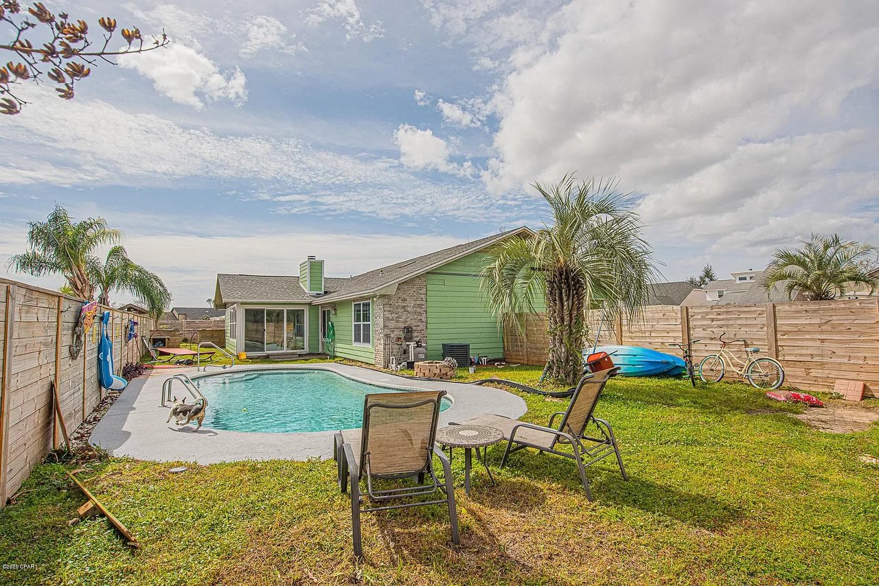 7582 YELLOW BLUFF Road