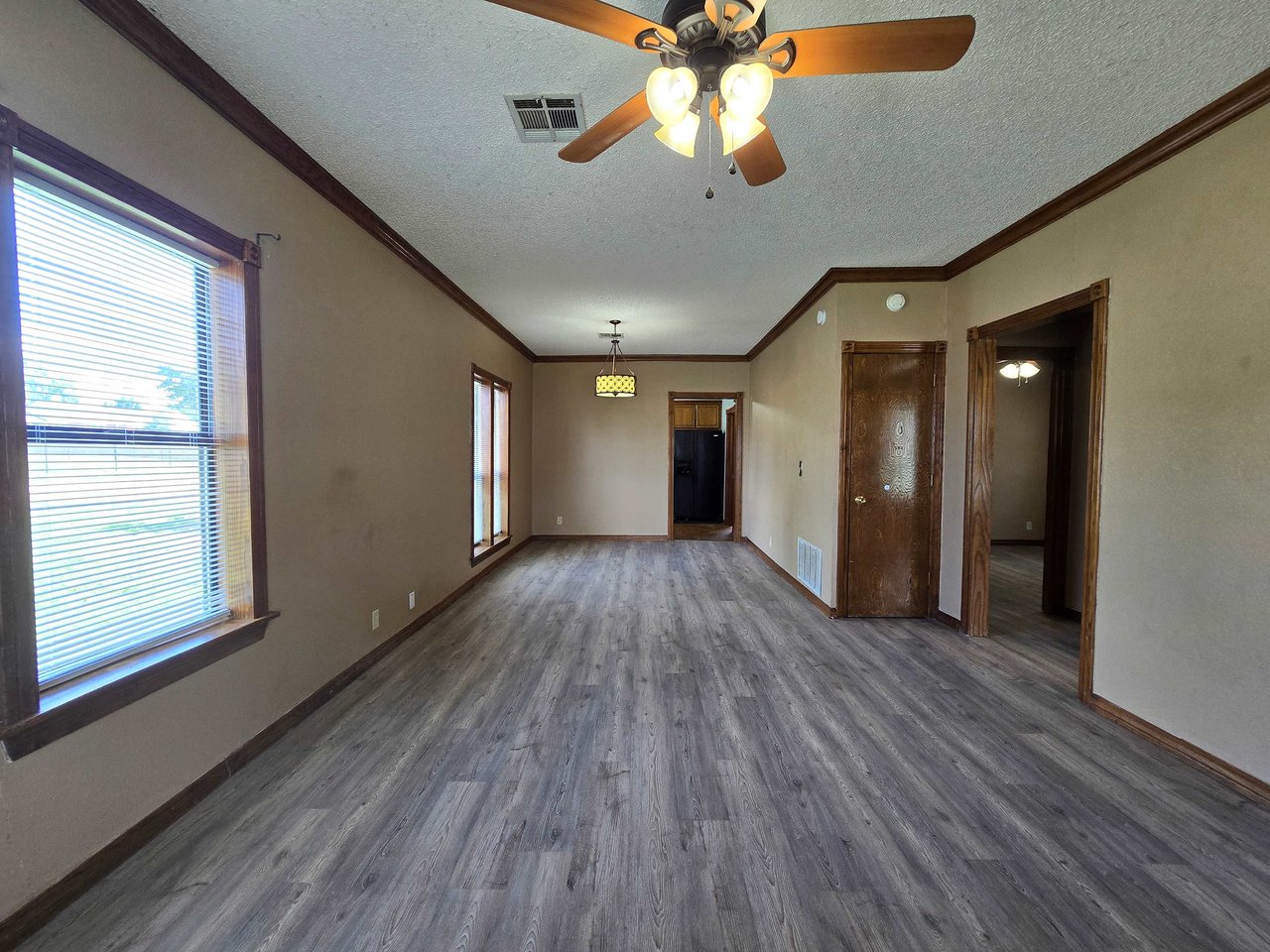1629 N Louisa