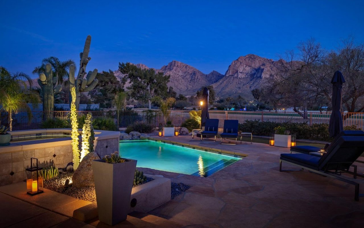Sustainable Luxury in Oro Valley: Eco-Friendly Features in High-End Homes