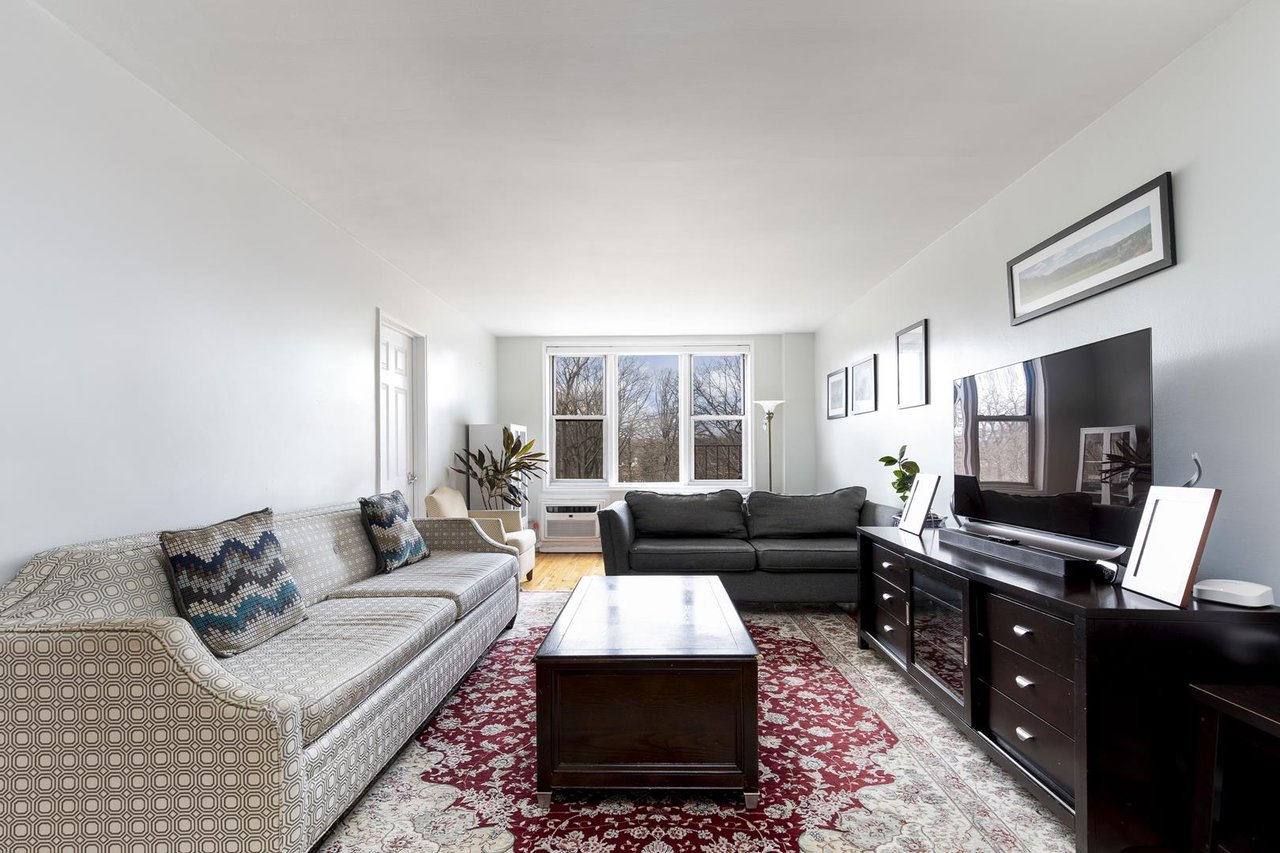 6200 Riverdale Avenue, Apt 6C
