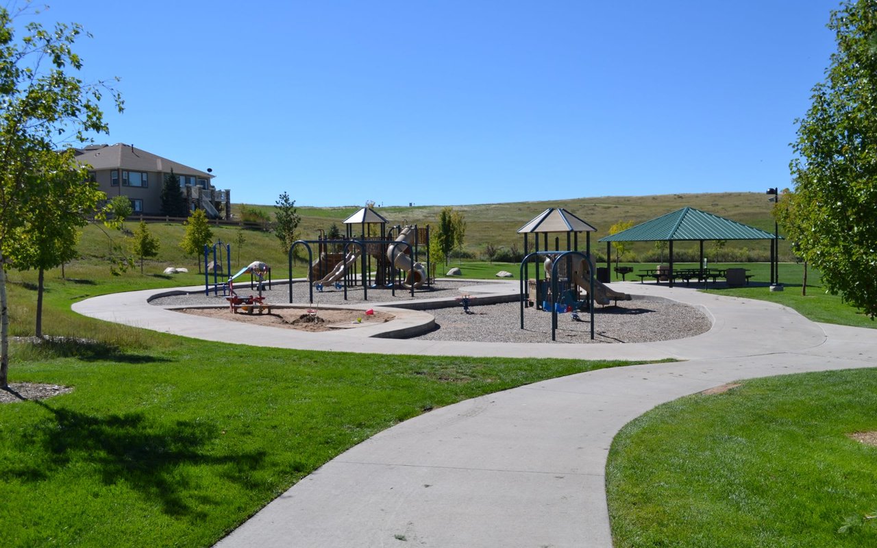 Red-tail Park