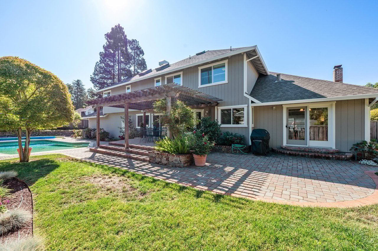 23 Trumbull Court