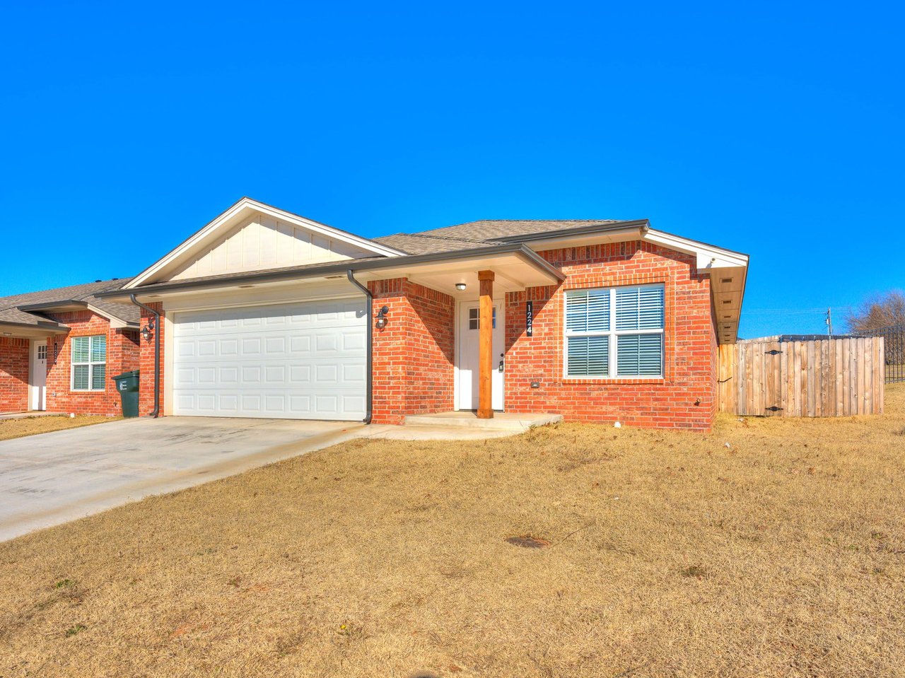 1218 Kingston Rd 