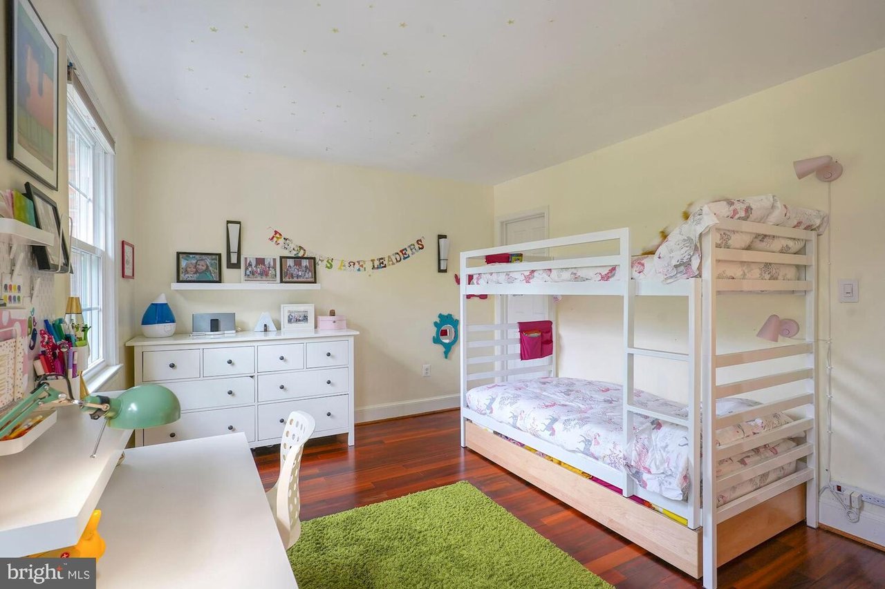 3275 Sutton Pl NW, #B