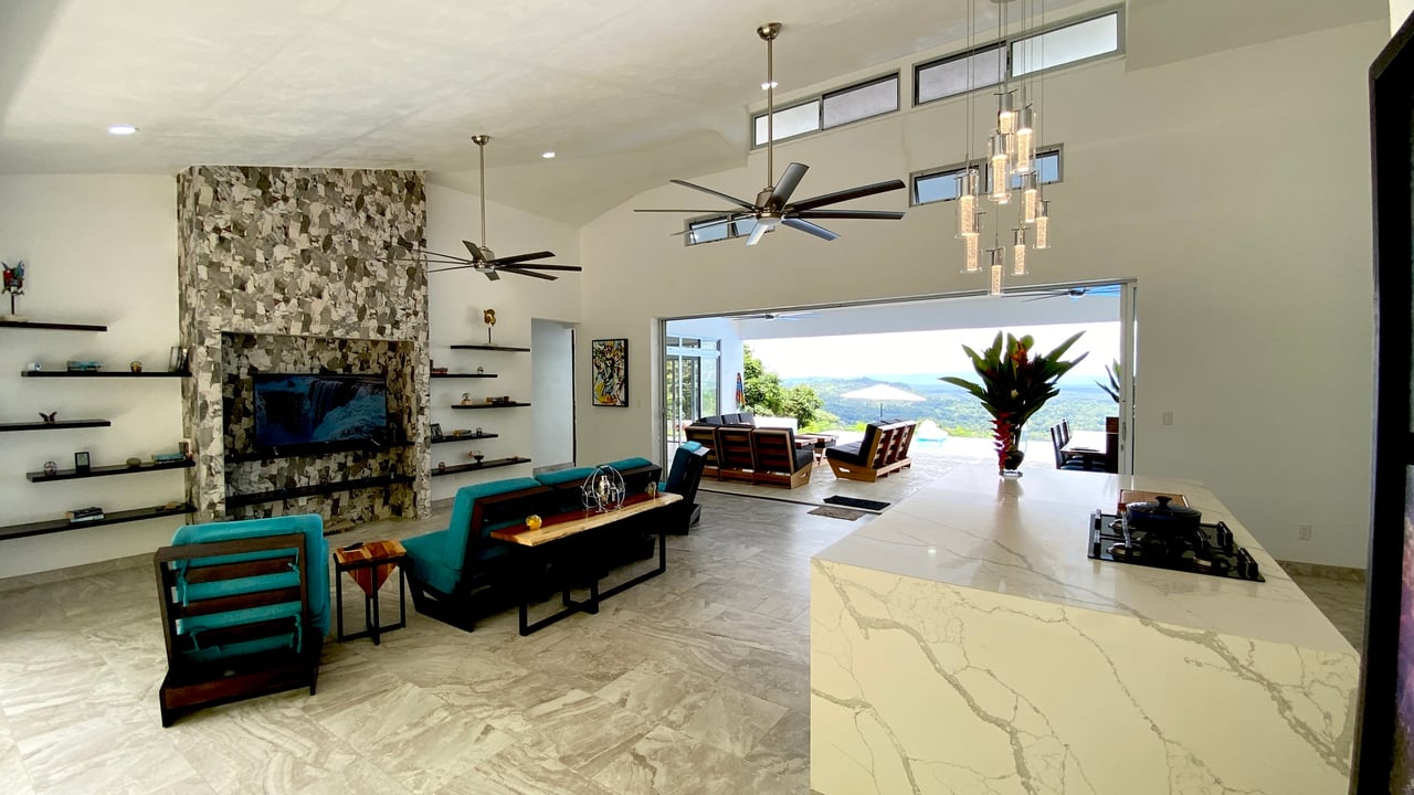 Modern Oceanview Infinity Pool Estate, Ojochal, Puntarenas