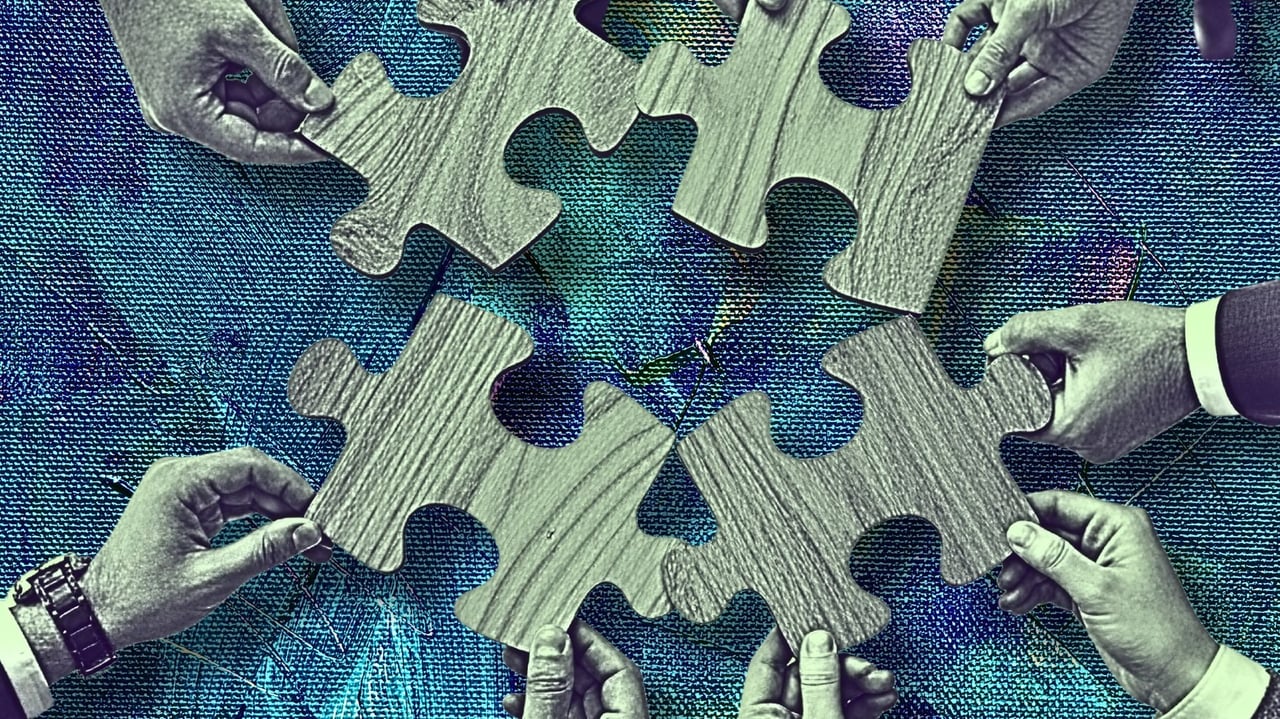 How real estate teams work (and what new agents need to know)